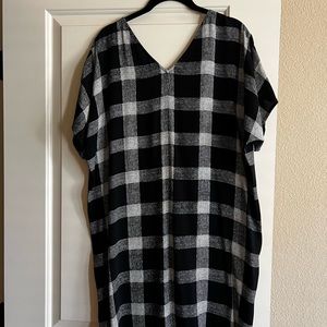 Madewell Black & White Plaid Short Dress. Size Small.